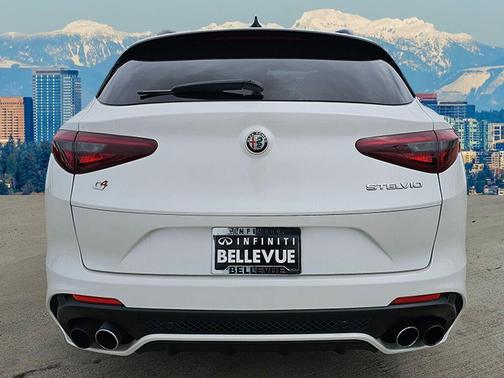 2018 Alfa Romeo Stelvio Quadrifoglio