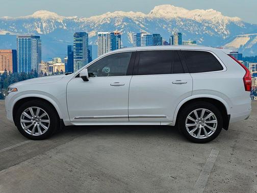 2017 Volvo XC90 T6 Inscription