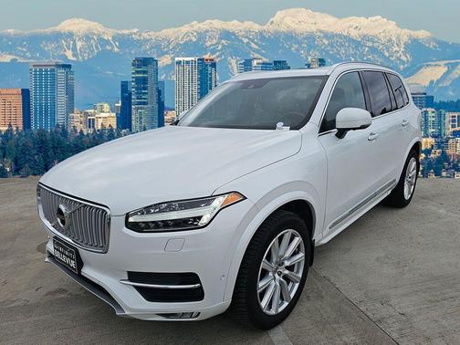 2017 Volvo XC90 T6 Inscription