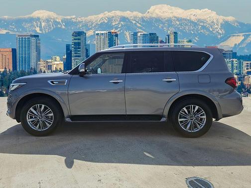 2021 INFINITI QX80 Luxe