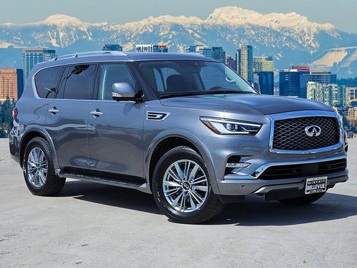2021 INFINITI QX80 Luxe