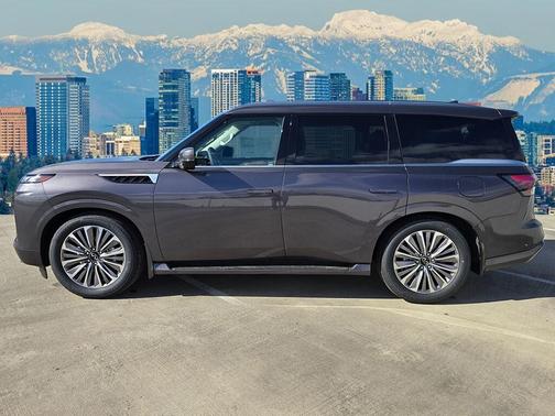 2025 INFINITI QX80 Luxe
