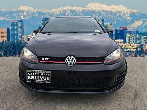 2016 Volkswagen Golf GTI S