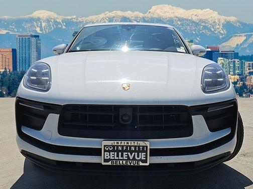 2024 Porsche Macan T
