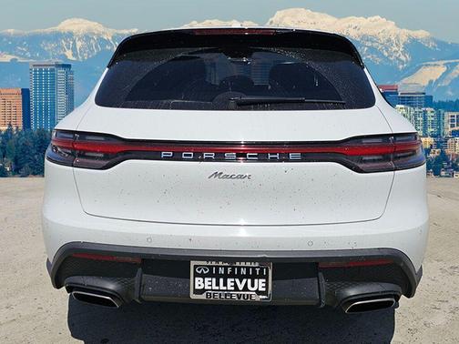 2024 Porsche Macan T