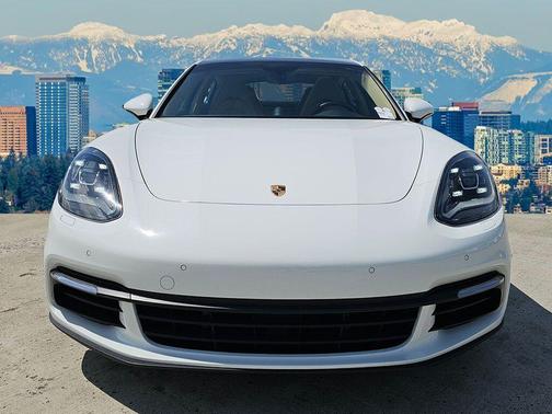 2018 Porsche Panamera E-Hybrid 4