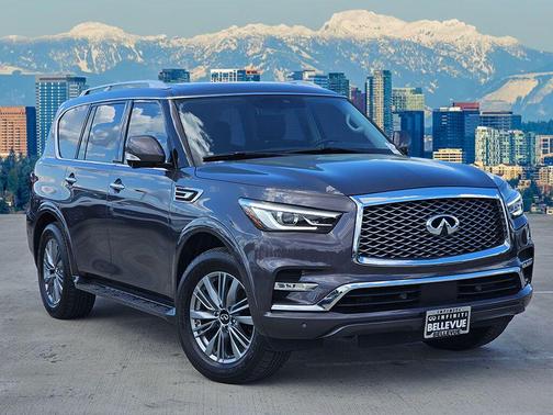 2022 INFINITI QX80 Luxe