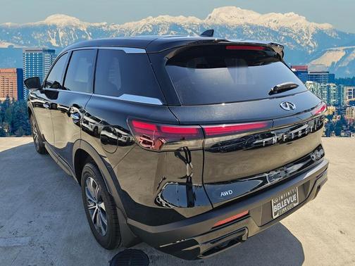 2025 INFINITI QX60 Pure