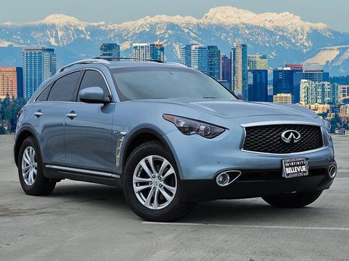 2017 INFINITI QX70 Base