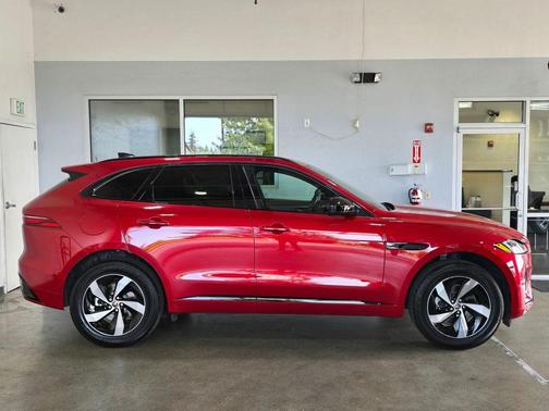 2024 Jaguar F-PACE P250 R-Dynamic S