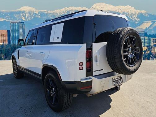 2024 Land Rover Defender P300