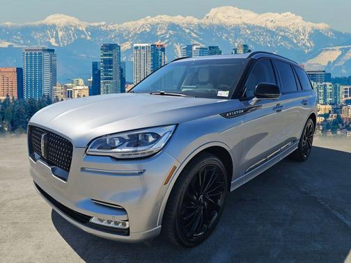 Radiance Metallic 2023 Lincoln Aviator Black Label AWD