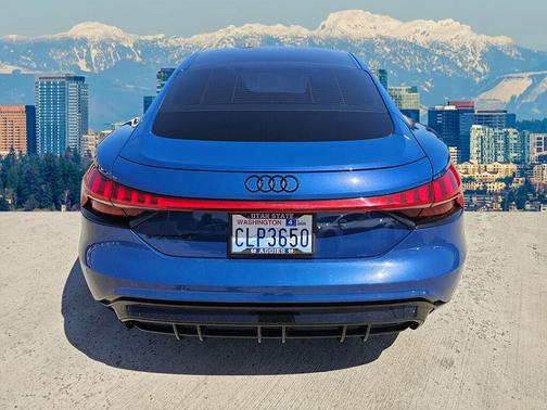 2022 Audi e-tron GT Prestige