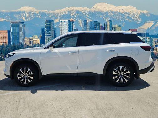 2024 INFINITI QX60 Pure