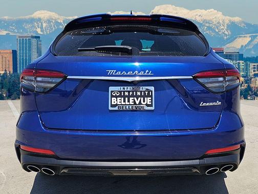 2023 Maserati Levante Modena