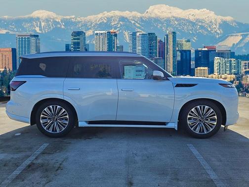 2025 INFINITI QX80 SENSORY