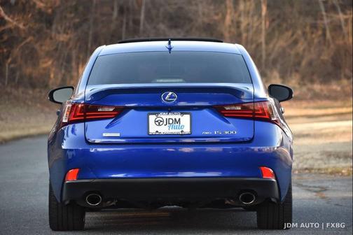 2016 Lexus IS 300 Base