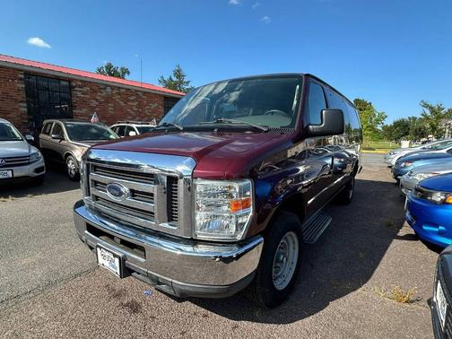 2008 Ford E350 Super Duty XL Wagon