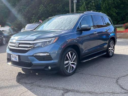 Blue 2016 Honda Pilot Elite