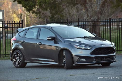2016 Ford Focus ST 
