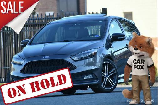 Gray 2016 Ford Focus ST