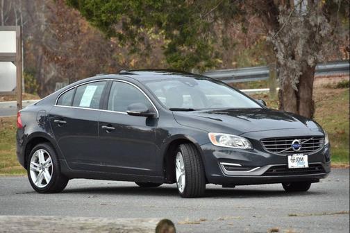 2015 Volvo S60 T5 Premier Plus