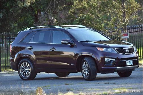 Burgundy 2012 Kia Sorento SX