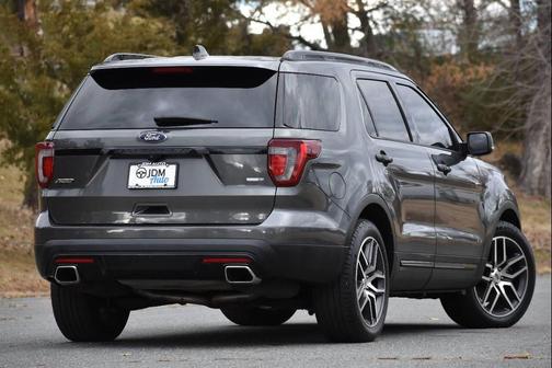 2017 Ford Explorer sport