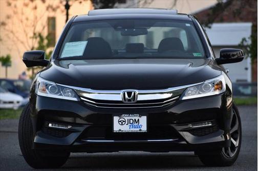 2017 Honda Accord EX-L w/Navigation & Honda Sensing