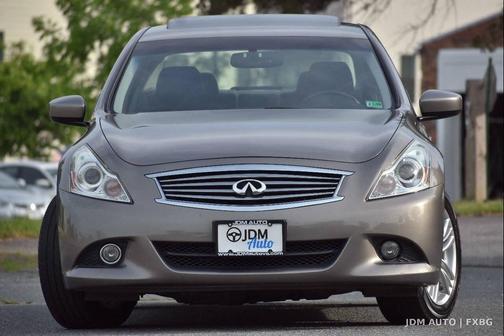 Gray 2013 INFINITI G37x Base
