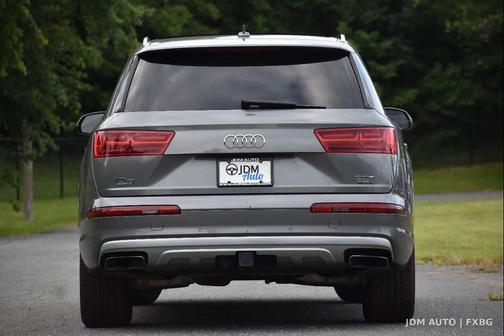 Gray 2018 Audi Q7 3.0T Prestige