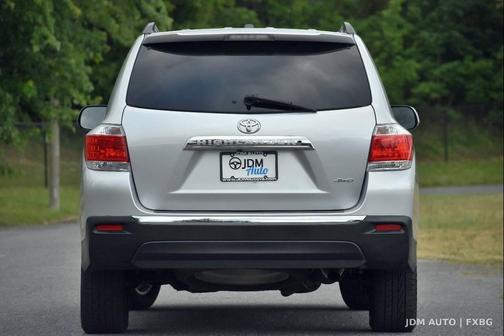 Silver 2012 Toyota Highlander Limited