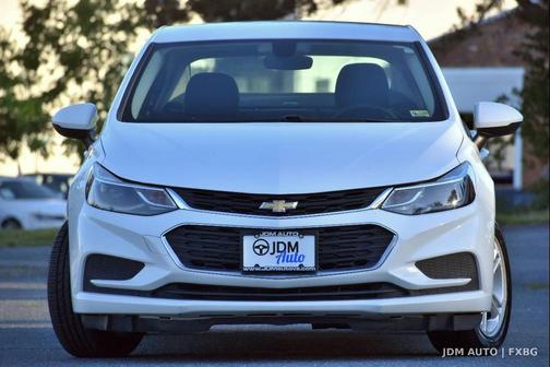 White 2018 Chevrolet Cruze LT