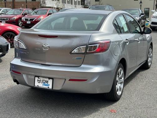 2013 Mazda Mazda3 i Sport