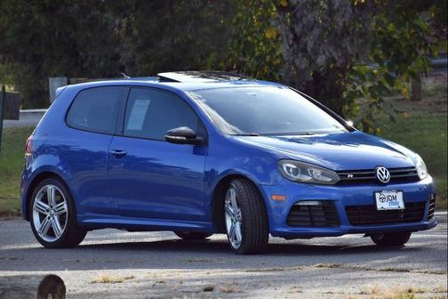 2012 Volkswagen Golf R 4-Door w/DCC & Navigation