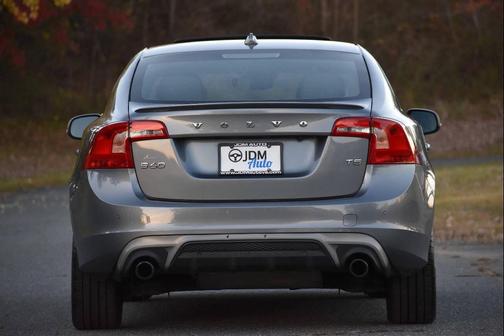 2016 Volvo S60 T5 R-Design Special Edition