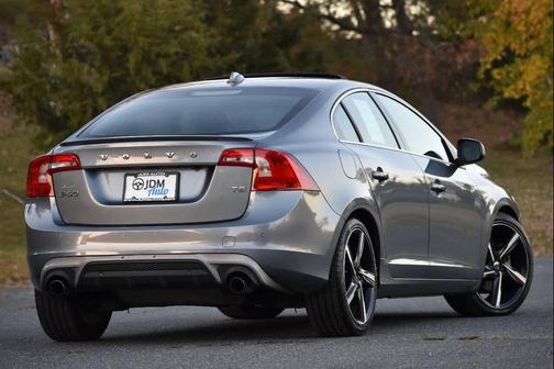 2016 Volvo S60 T5 R-Design Special Edition