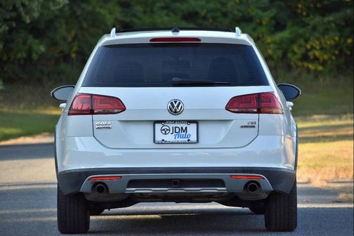 2017 Volkswagen Golf Alltrack TSI SE