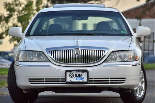 2006 Lincoln Town Car Signature