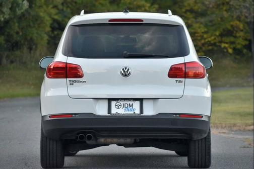 2016 Volkswagen Tiguan SE