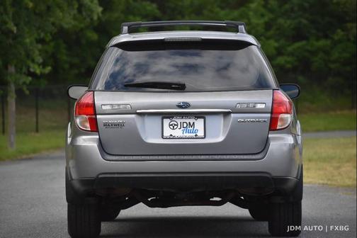 Gray 2008 Subaru Outback 2.5 i