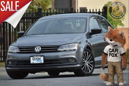 Gray 2015 Volkswagen Jetta 1.8T Sport