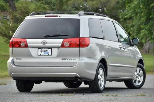 2007 Toyota Sienna LE