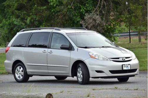 2007 Toyota Sienna LE