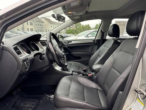 2015 Volkswagen Golf Auto TSI S w/Sunroof