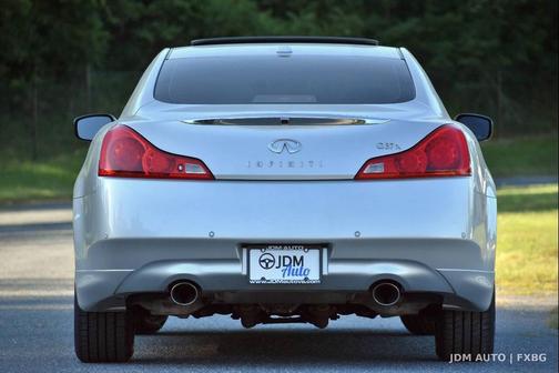 Silver 2011 INFINITI G37x Base