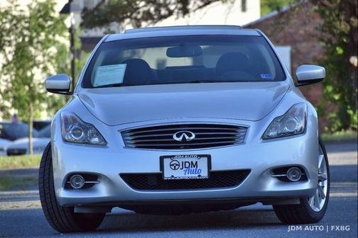Silver 2011 INFINITI G37x Base