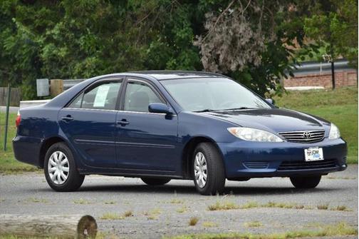 2006 Toyota Camry LE