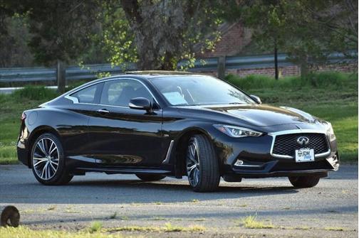 2017 INFINITI Q60 2.0t Premium