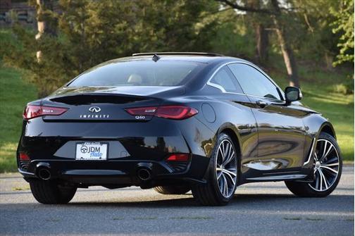 2017 INFINITI Q60 2.0t Premium
